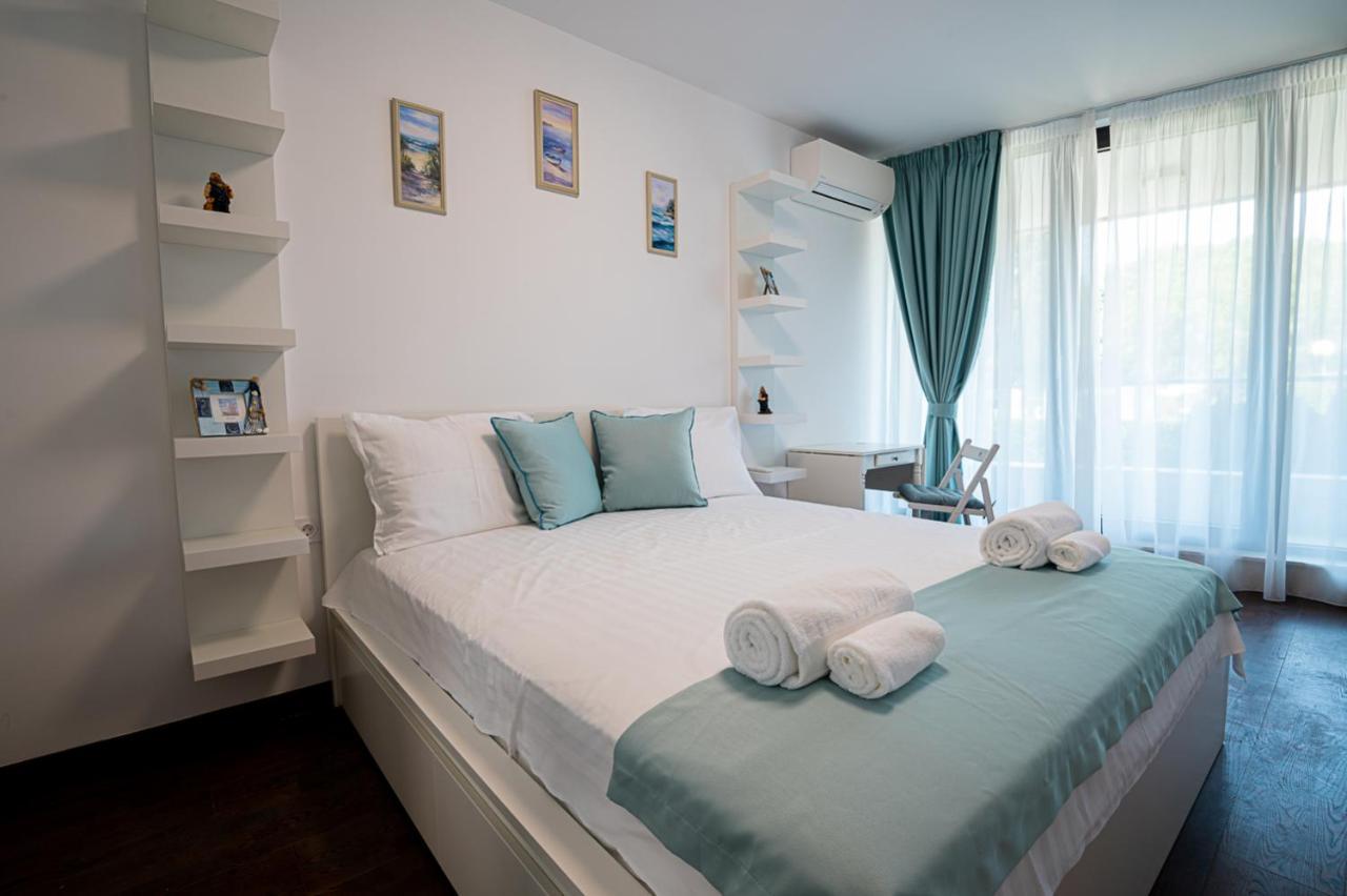 Stylish 1-Bd Apartment In St Constantine And Helena By Flat Mаnager Saints Constantine and Helena Exterior foto